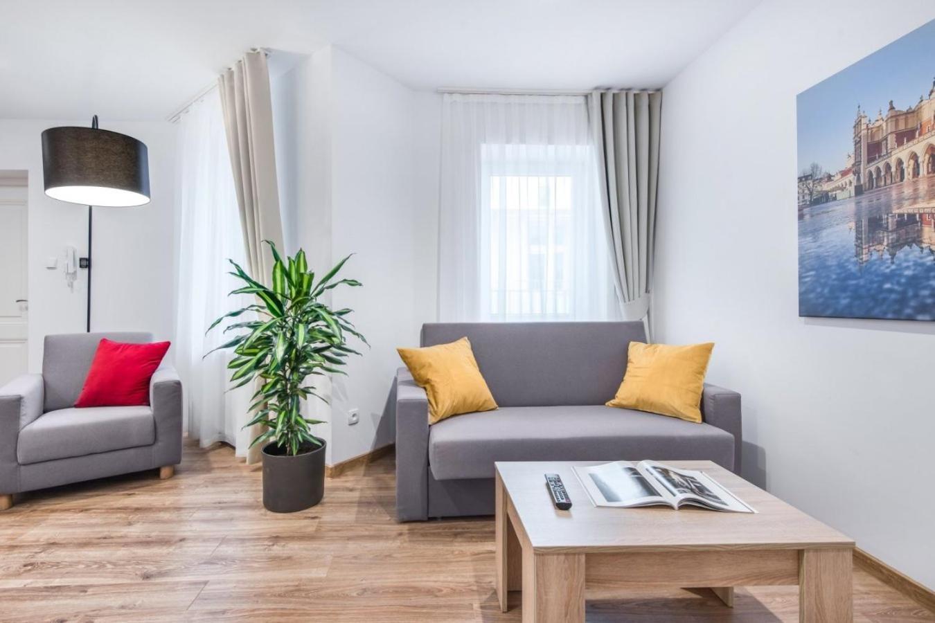 Old Town Apartments - B12 Krakow Ngoại thất bức ảnh